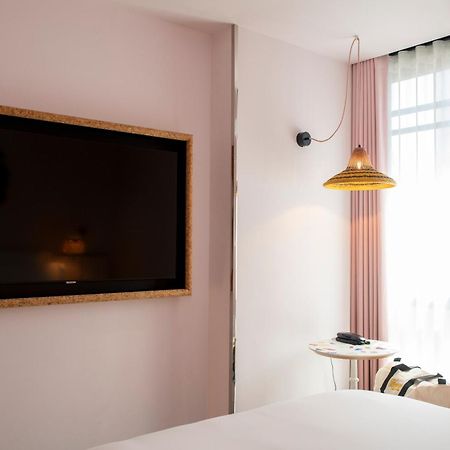 Mama Shelter Lisboa Hotel Exterior photo