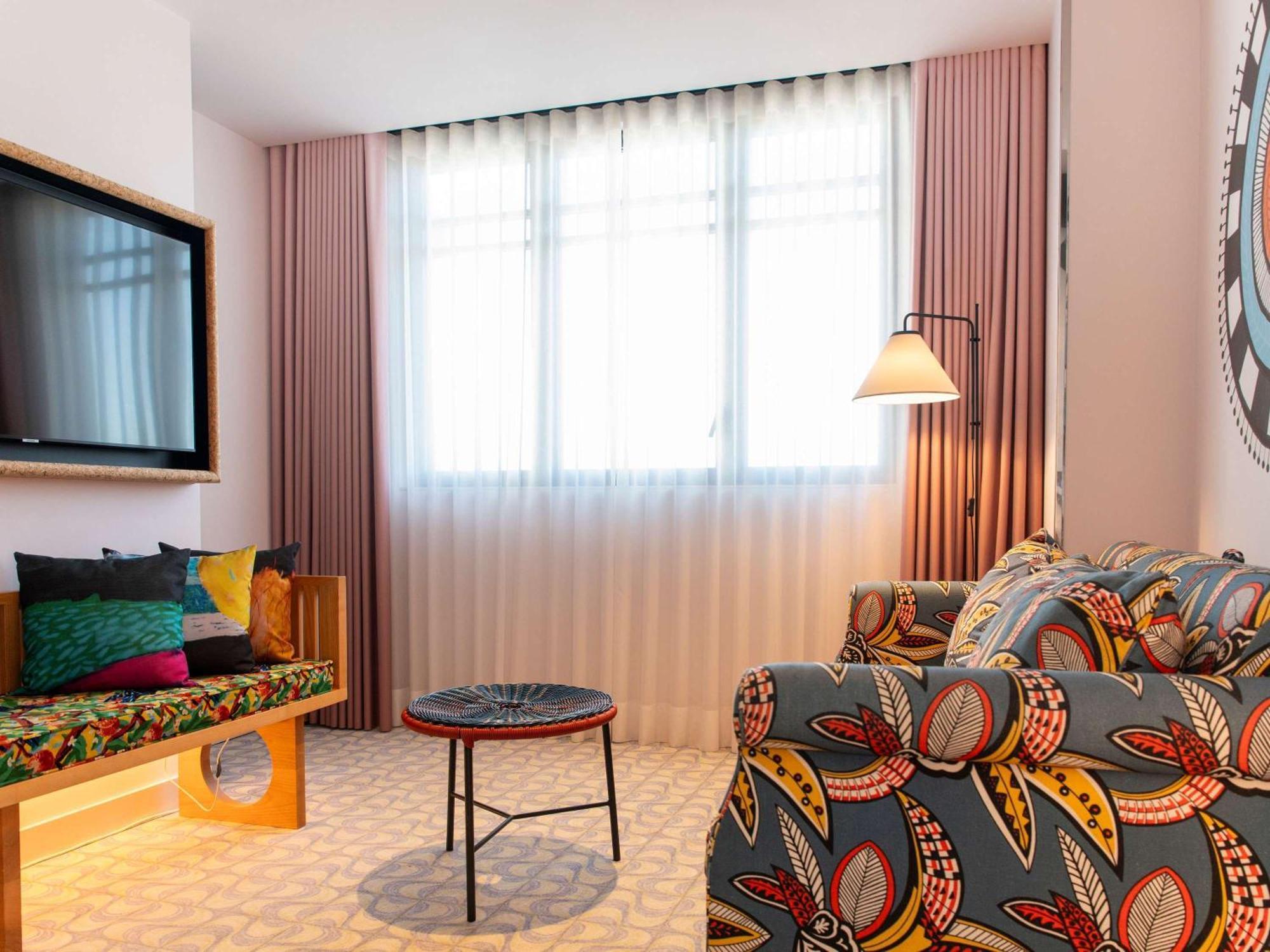 Mama Shelter Lisboa Hotel Exterior photo