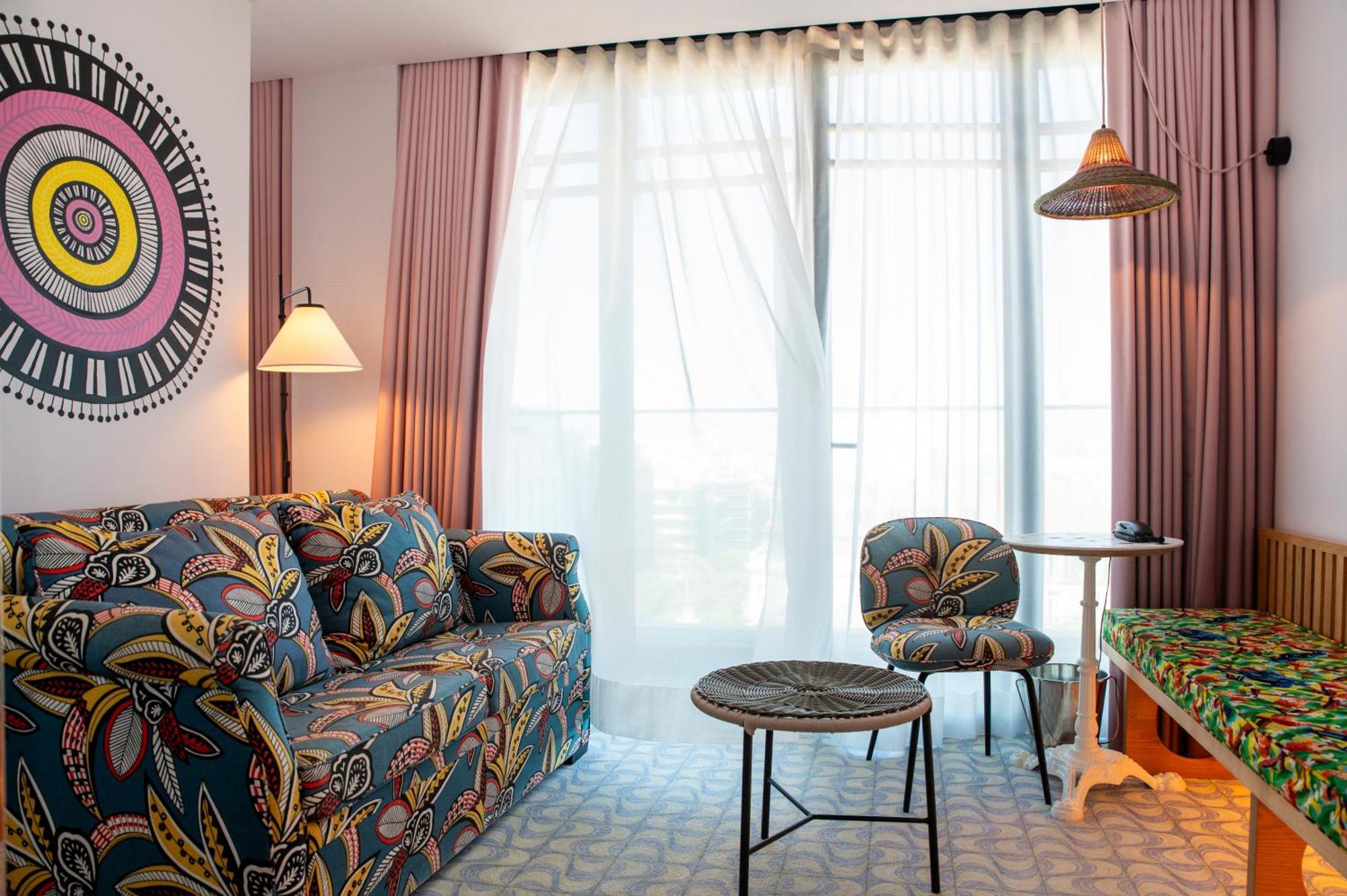 Mama Shelter Lisboa Hotel Exterior photo